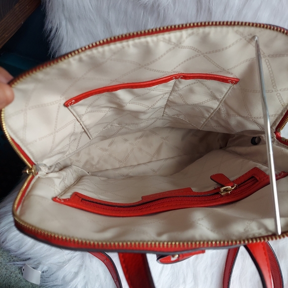 Michael kors Rhea Medium Pebbled Slim Backpack in red - Picture 7 of 8